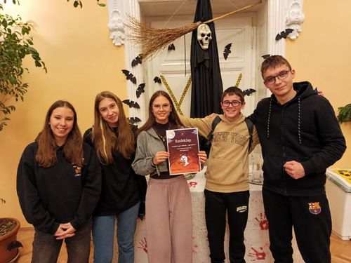 Halloween-hangulatú műveltségi vetélkedőn jártunk