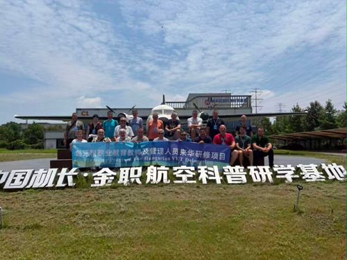 JIL2w5hQ.jpg